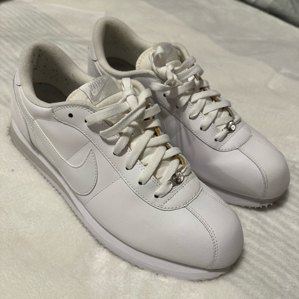 Nike Cortez Basic Leather ‘06 - size 13, great condition